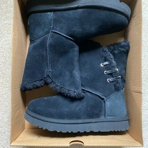 BRAND NEW Black Constantine UGG boots.